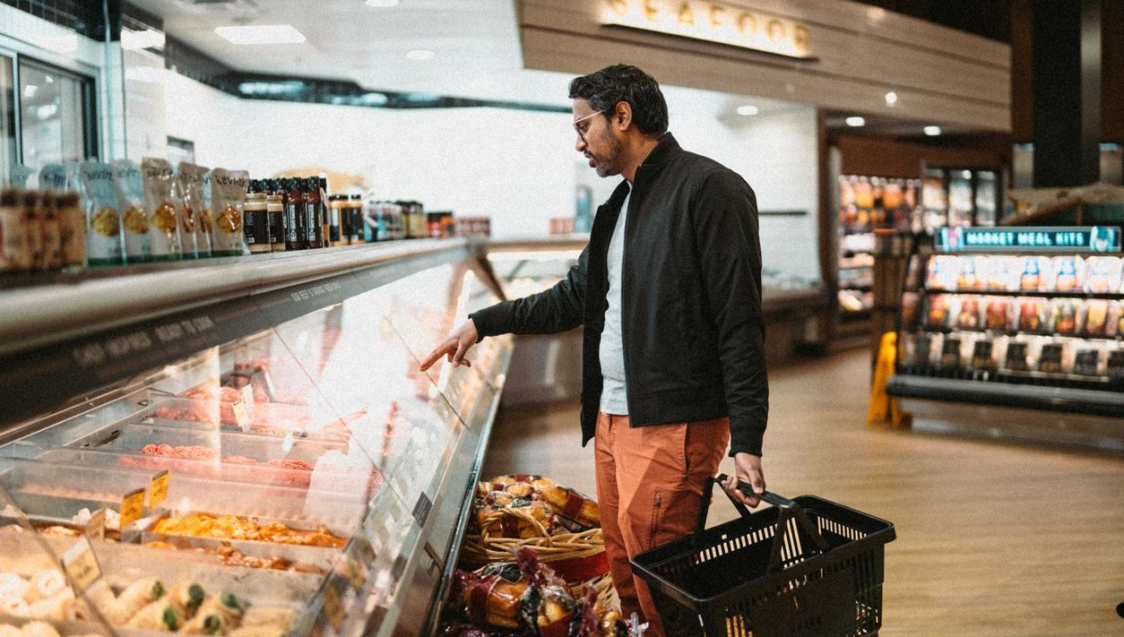 abdde yanlis etiket skandali nesli tukenen hayvanlari yiyorlar RPst8KD8