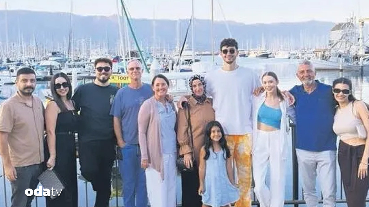 alperen sengunun aski cherry aileler tatilde bulustu YVA4iWus