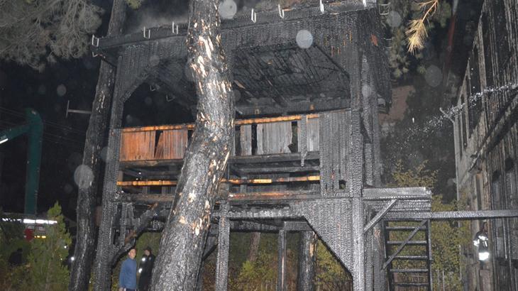 ataturkun samsunda kaldigi konakta cikan yangin sonduruldu fInVIlvP