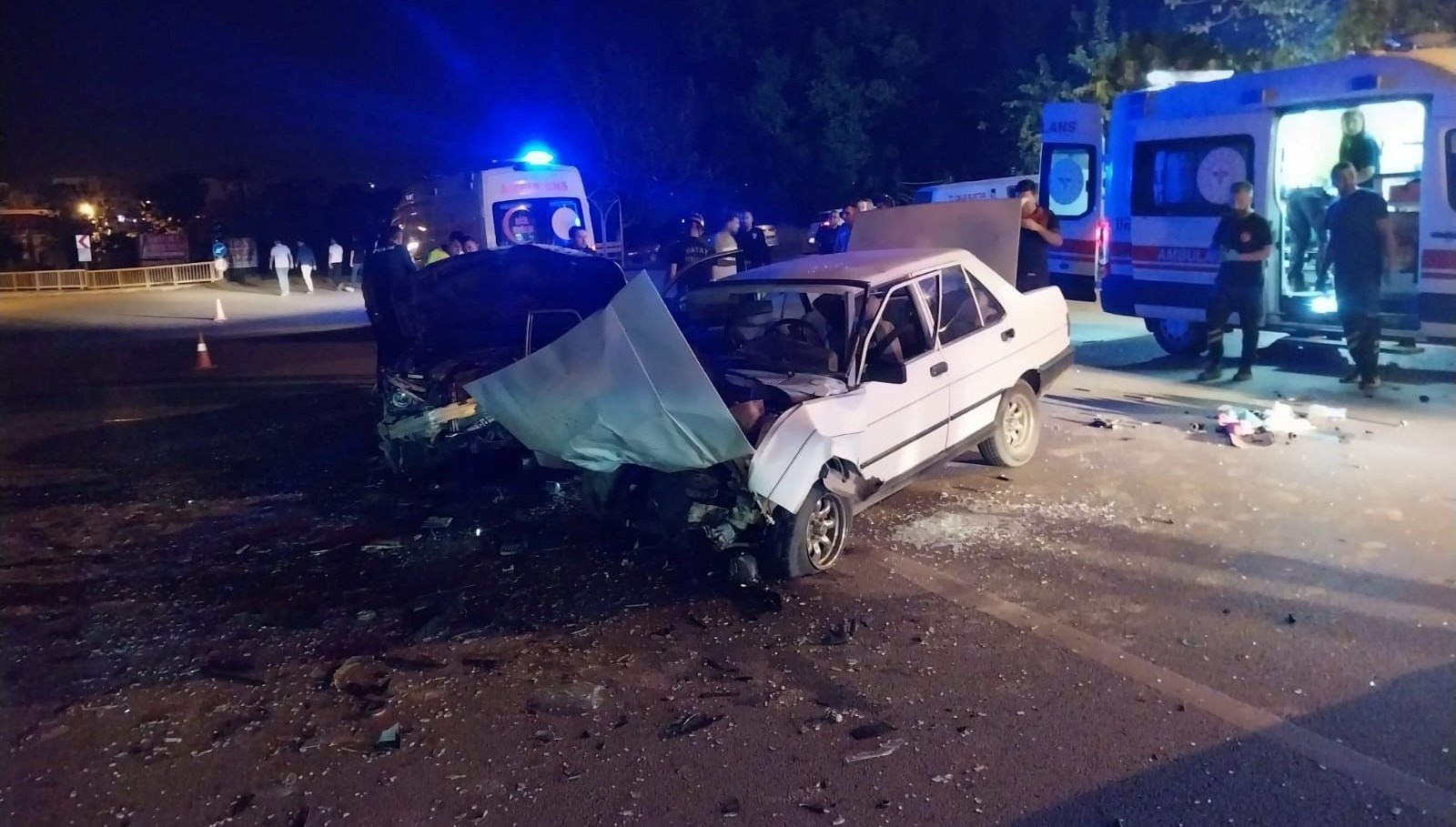 hatayda trafik kazasi 6 yarali idqZEaS3