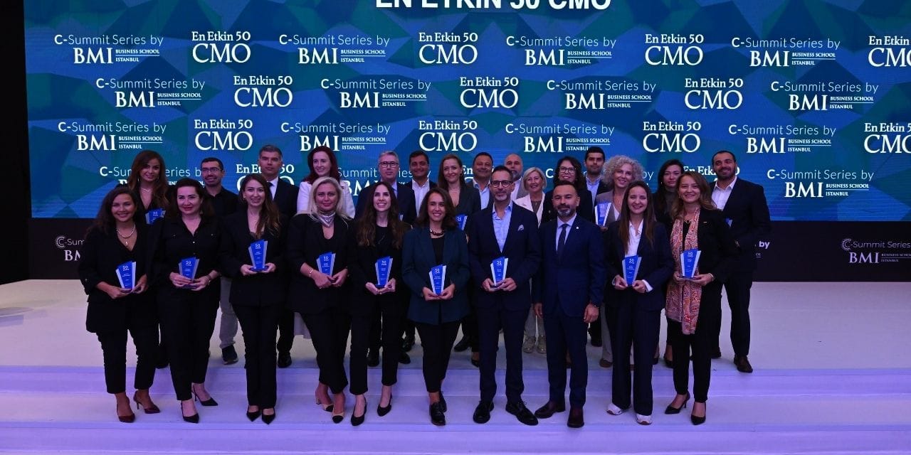 turkiyenin en etkin 50 pazarlama lideri odullerini aldi jA24ftA4