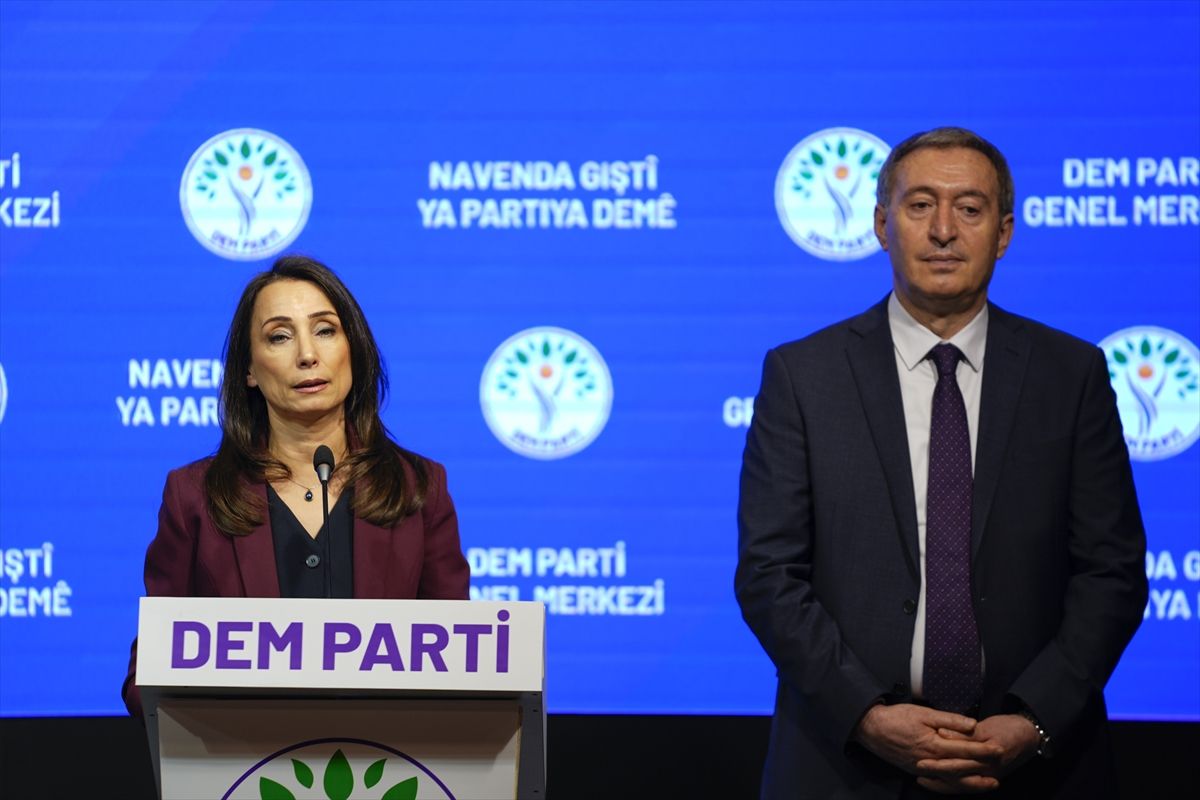 Özgür Özel’den Ara Seçim Çağrısı