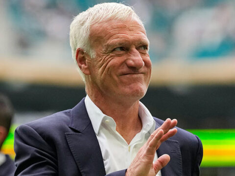Fransada didier deschamps donemi sona erdi W72OdbBx