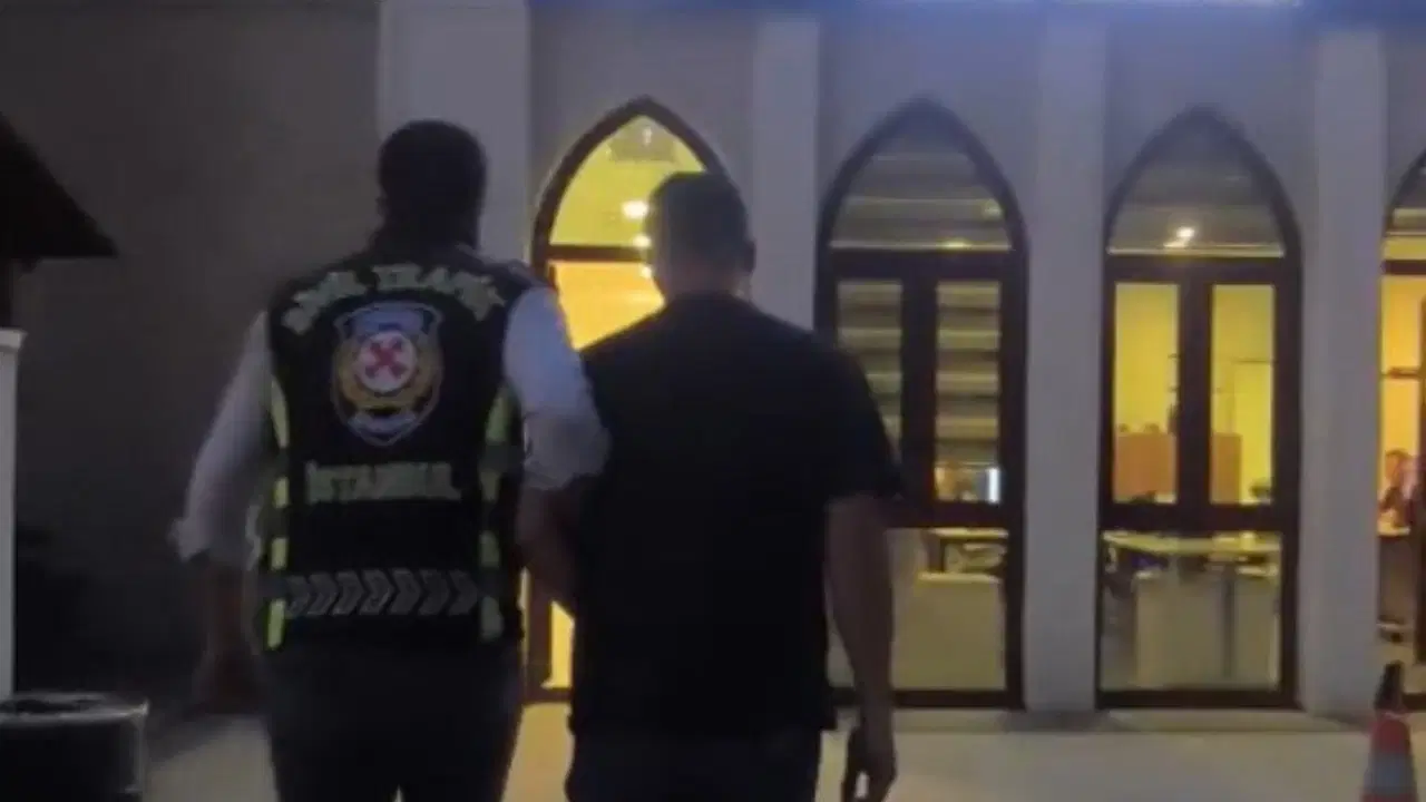 Sosyal medyada paylasti polis harekete gecti umraniyede makas atan surucuye rekor ceza 2nffHdTS
